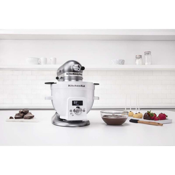 Kitchenaid® Artisan® Series 5 Quart Tilt-Head Stand Mixer KSM150PSCU