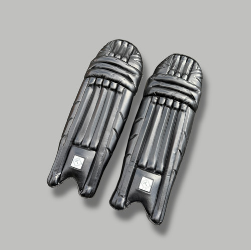 Platinum Batting Pads Black