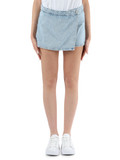 CELESTE | Minigonna pantalone in denim con patch logo