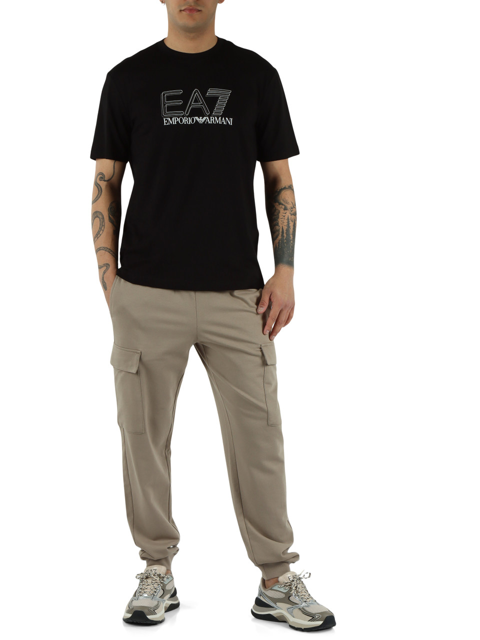 NERO | T-shirt regular fit in cotone con stampa logo