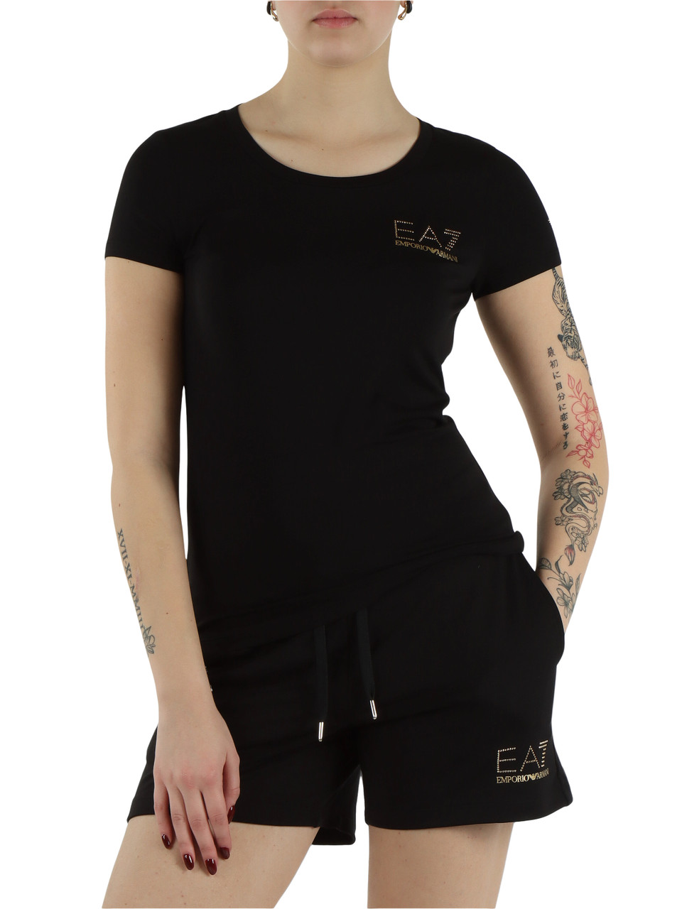 NERO | T-shirt in misto cotone e modal con micro borchie