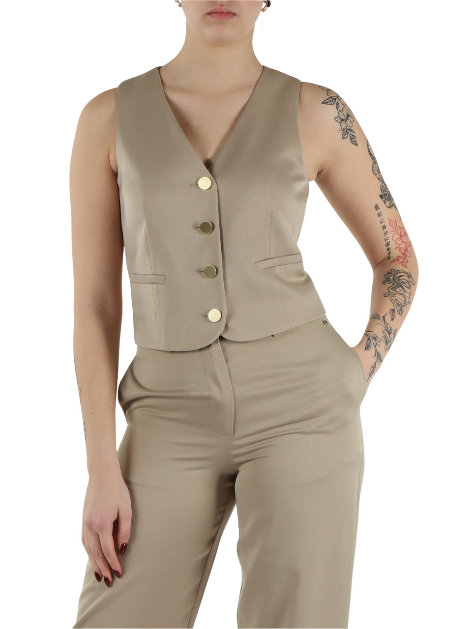 BEIGE | Gilet in envers satin con catena logo rimovibile