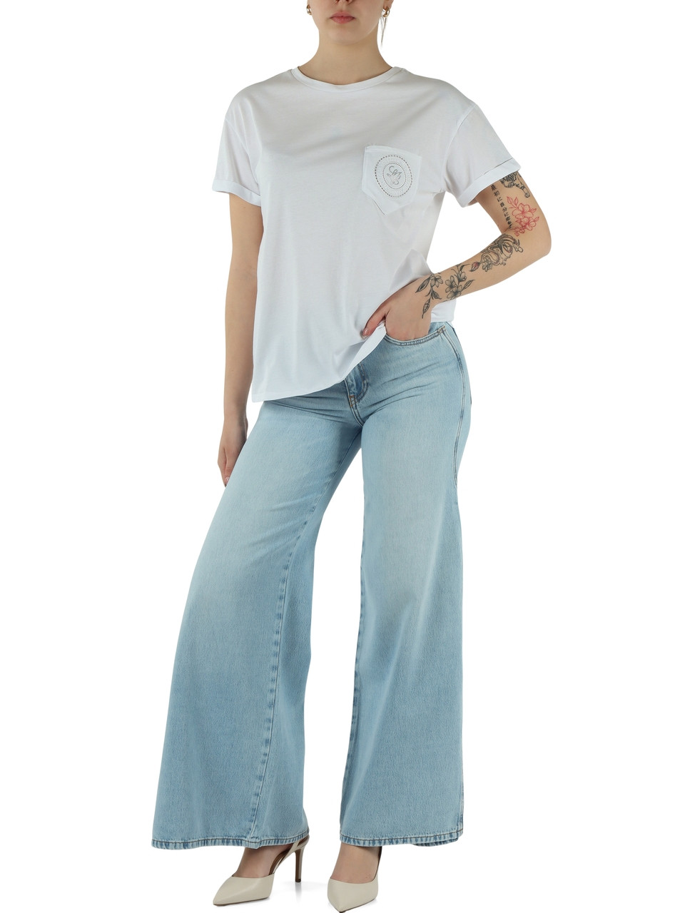 WEISS | BETTER: Baumwoll-T-Shirt mit Logotasche