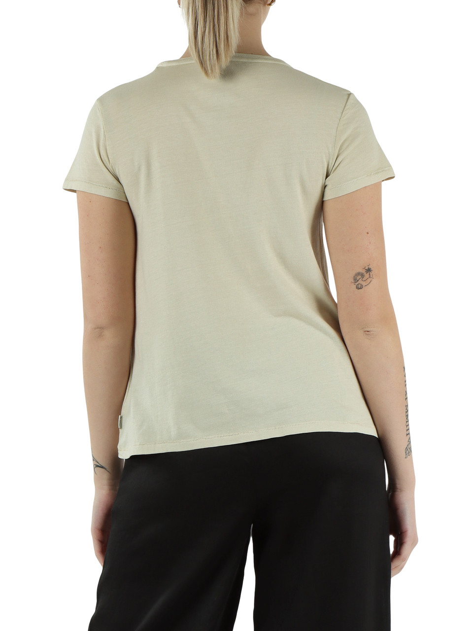 BEIGE | T-shirt KEILE in cotone rigenerativo