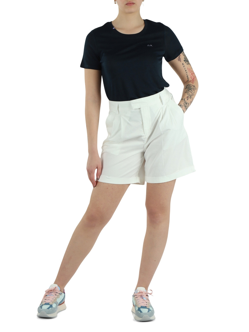 Dunkelblau | Leinen-T-Shirt mit gesticktem Frontlogo