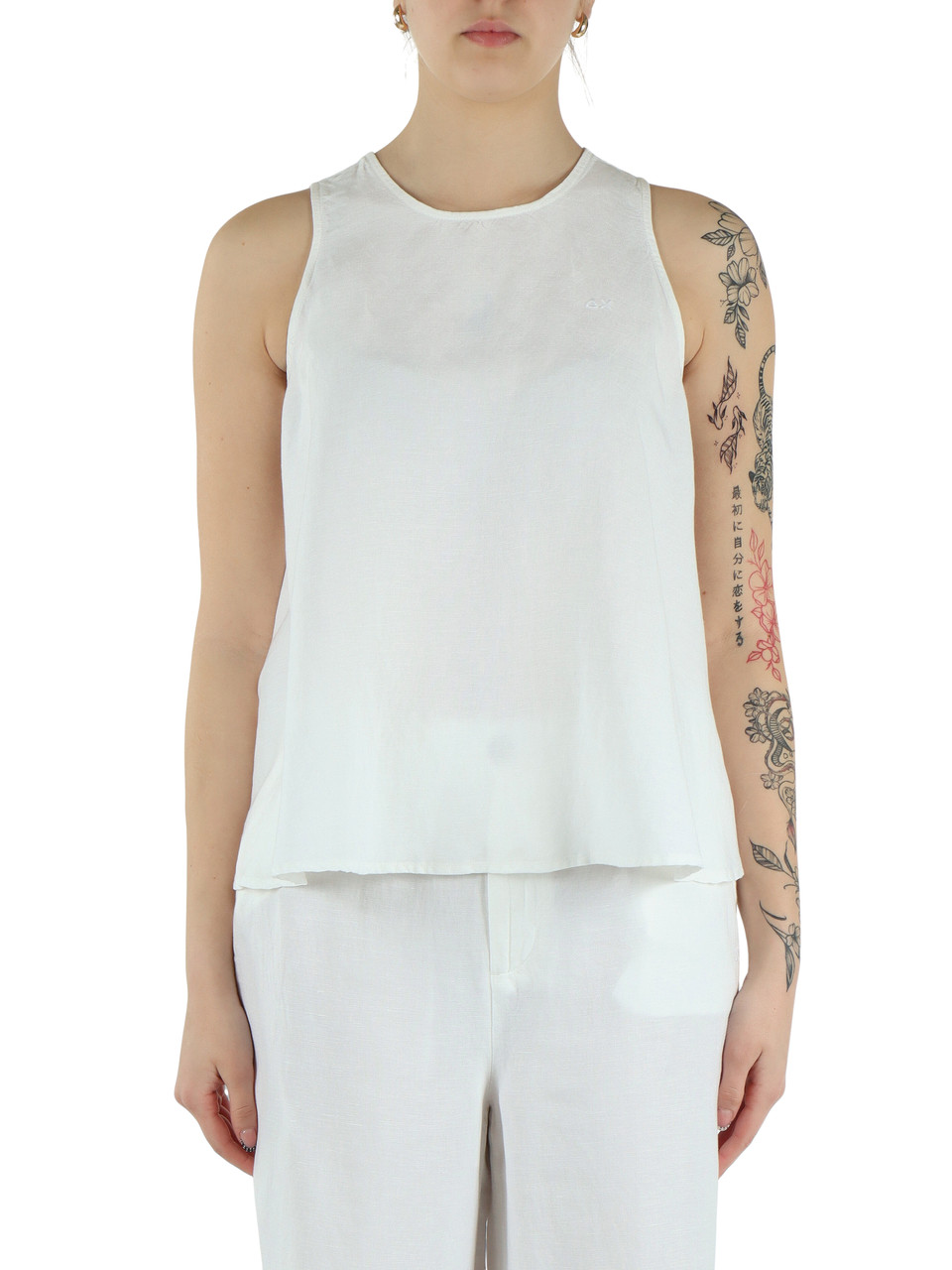 OFF WHITE | Top svasato in lino e viscosa con ricamo logo