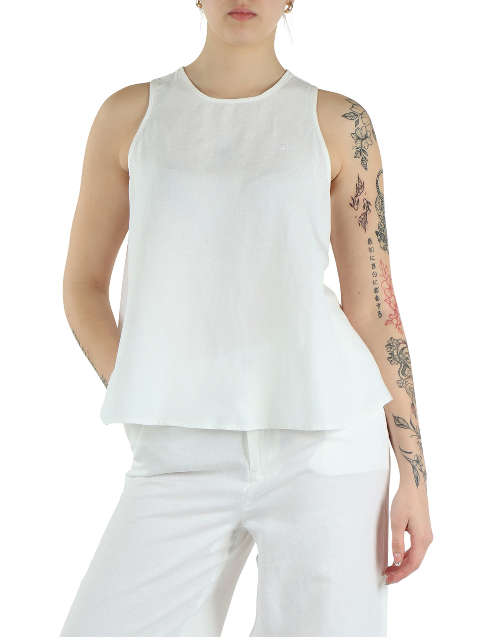 OFF WHITE | Top svasato in lino e viscosa con ricamo logo