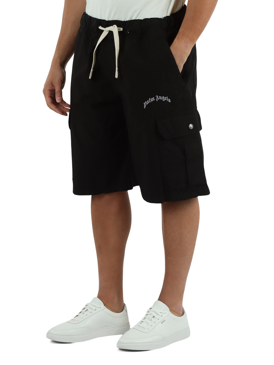 NERO | Bermuda cargo loose fit in cotone con ricamo logo