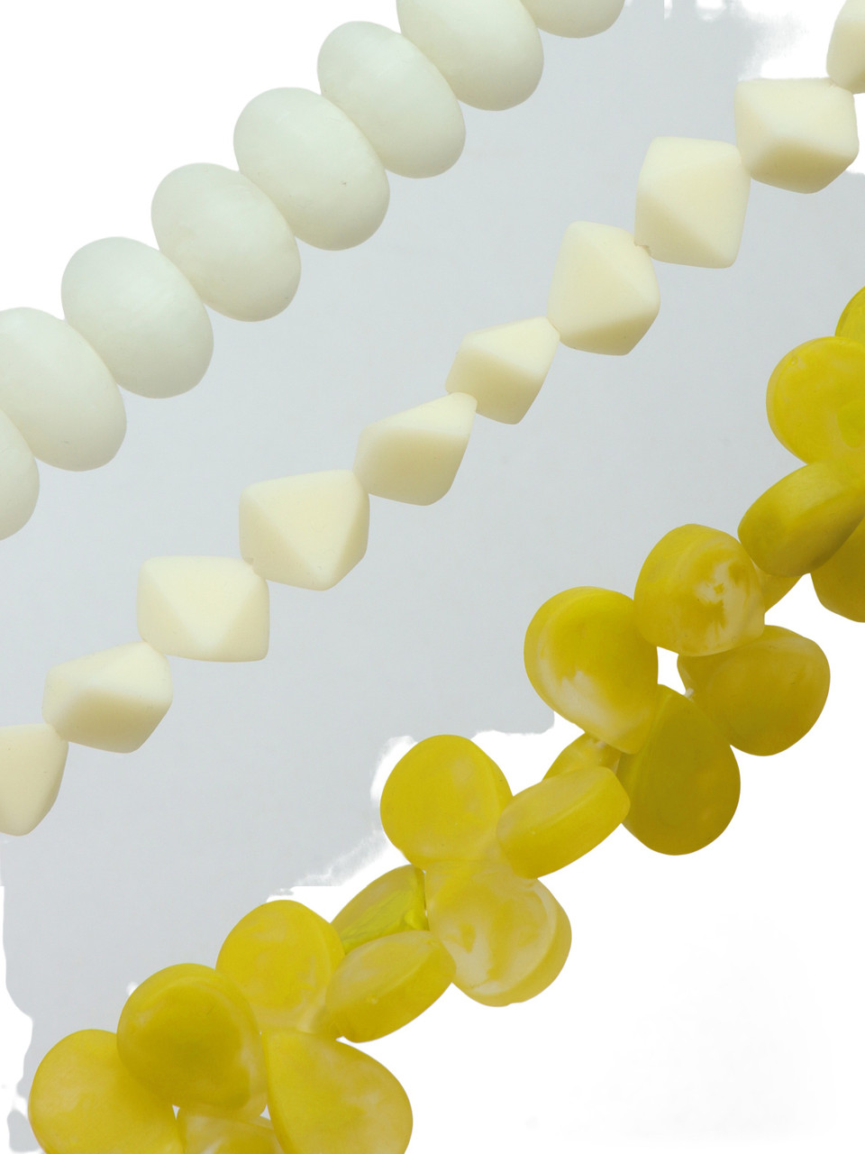 OFF WHITE | Collana FRANGIPANE in resina