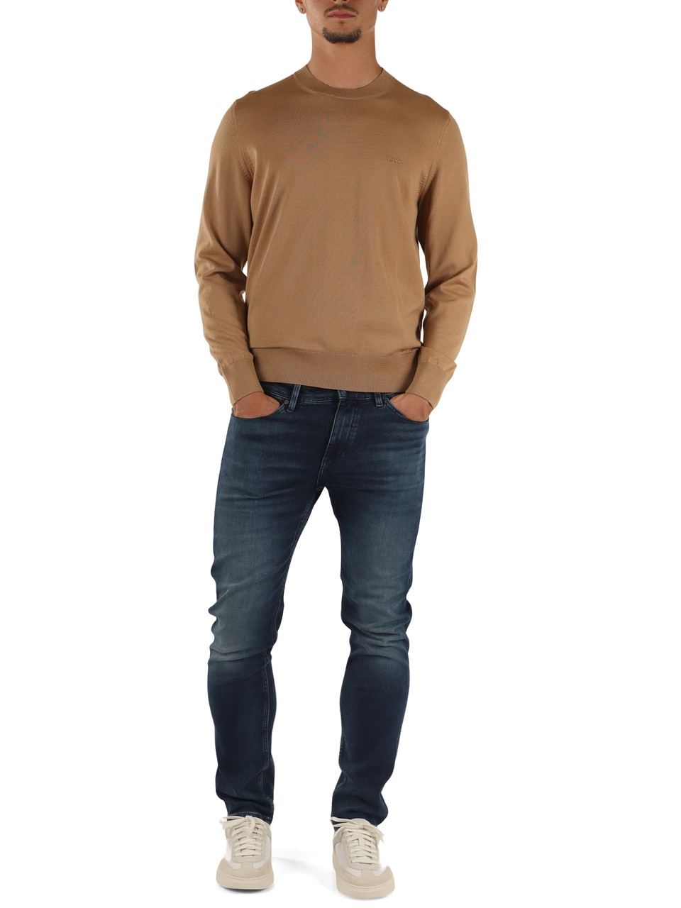 CAMMELLO | Maglia girocollo in lana vergine merino extrafine