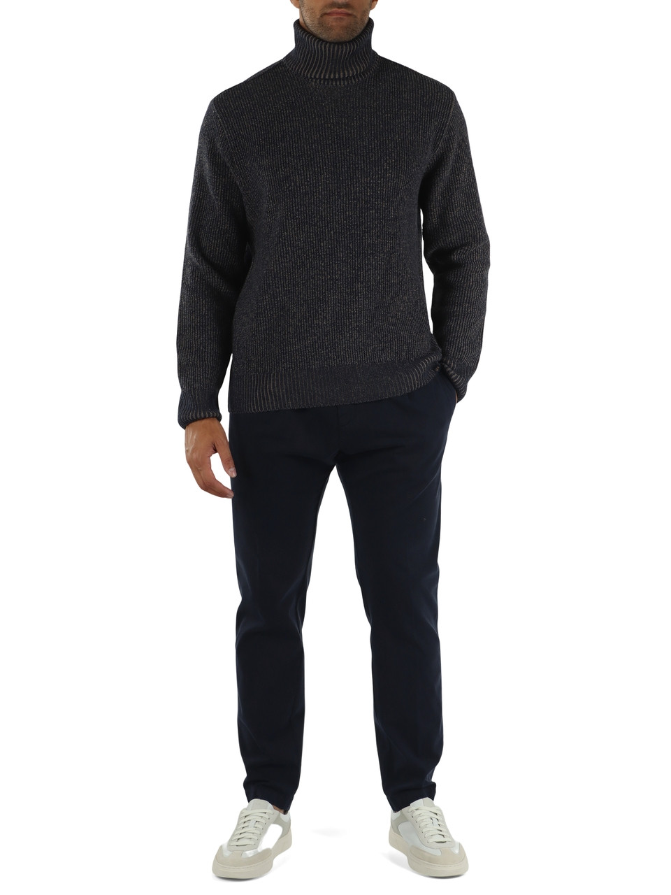 BLU | Maglia collo alto in lana vergine e cashmere