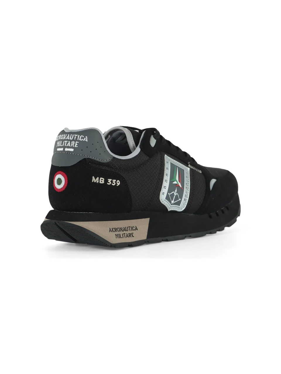NERO | Sneakers in tessuto ed ecosuede con patch logo