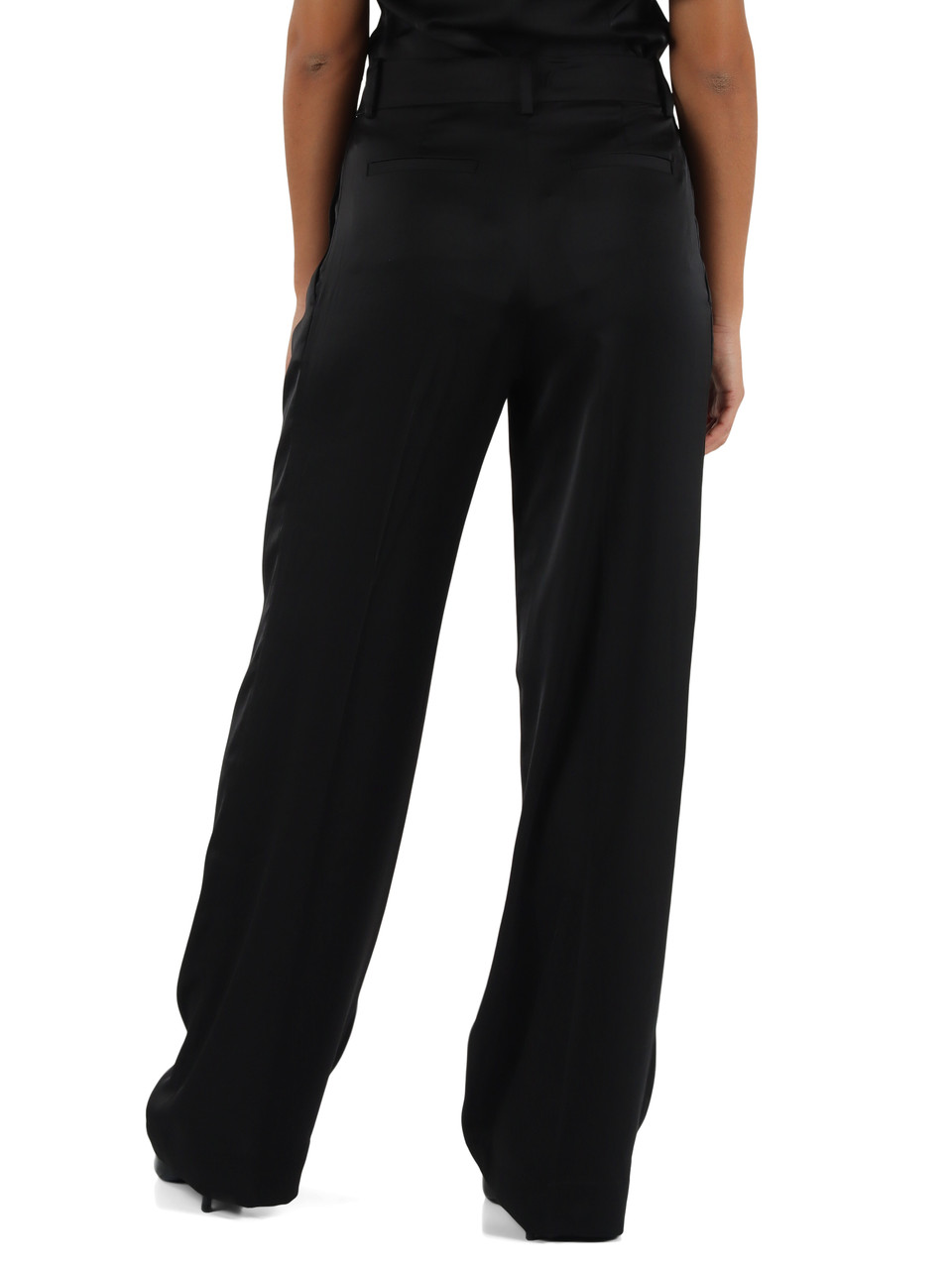 NERO | Pantalone gamba larga in satin con pinces