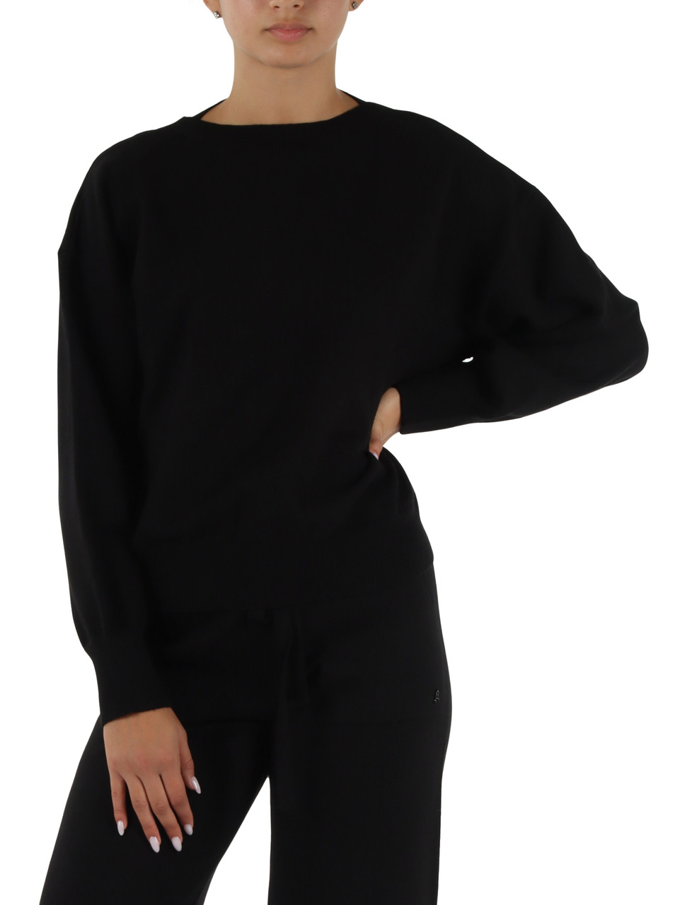 NERO | Maglia in misto viscosa con collo a barchetta