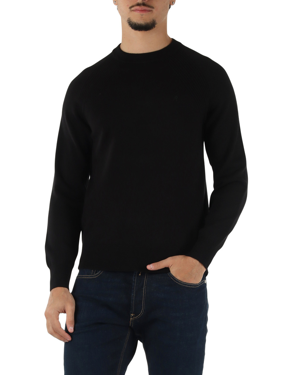 NERO | Maglia girocollo in misto viscosa