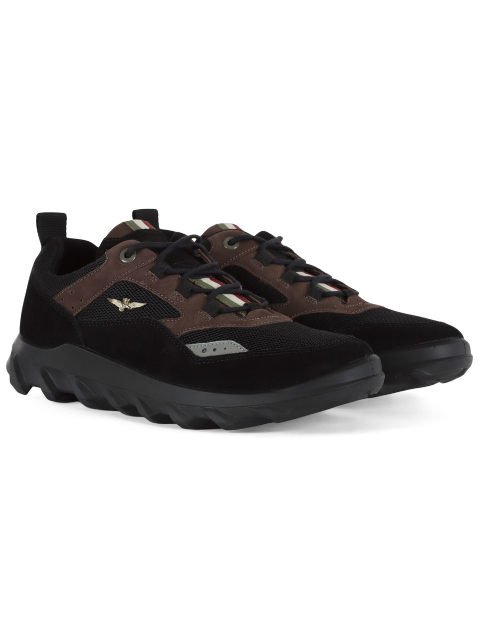 NERO | Sneakers in pelle e tessuto con placca logo