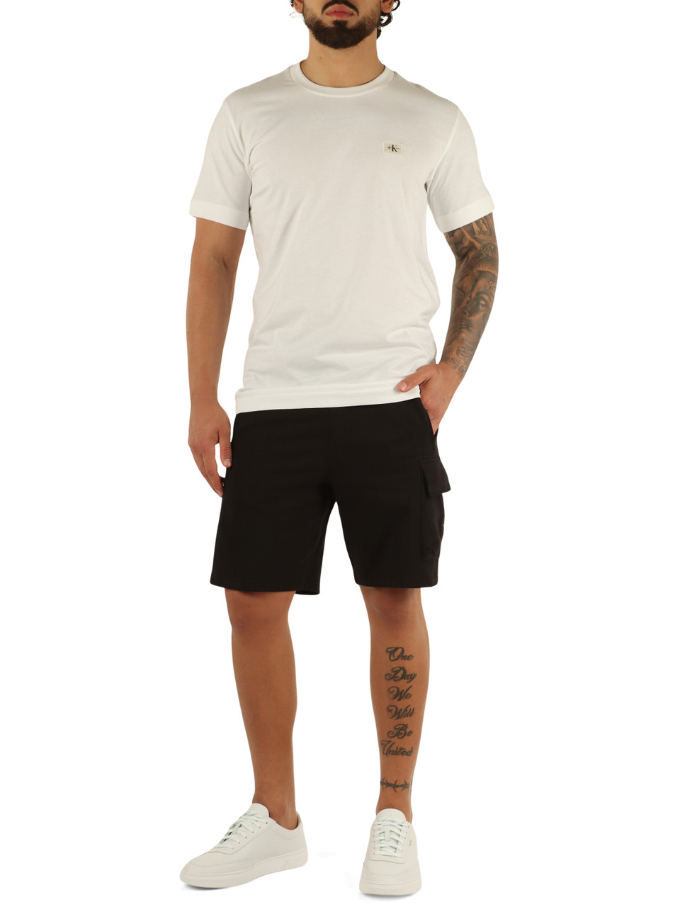 BIANCO | T-shirt in cotone con patch logo frontale