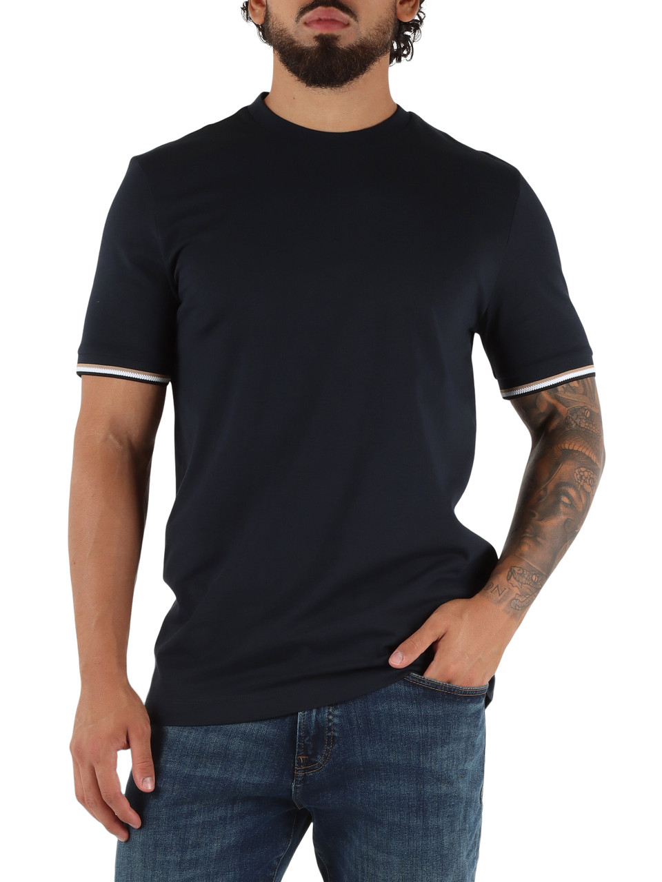 BLU SCURO | T-shirt in cotone con dettagli a contrasto