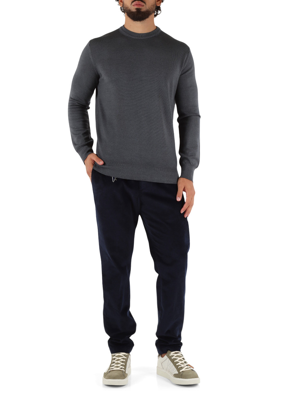 GRIGIO | Maglia girocollo in lana vergine