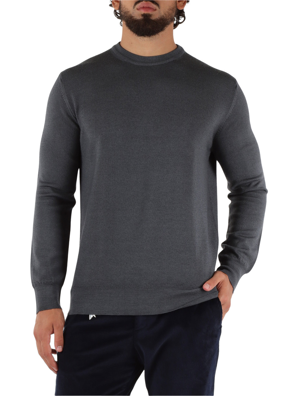GRIGIO | Maglia girocollo in lana vergine