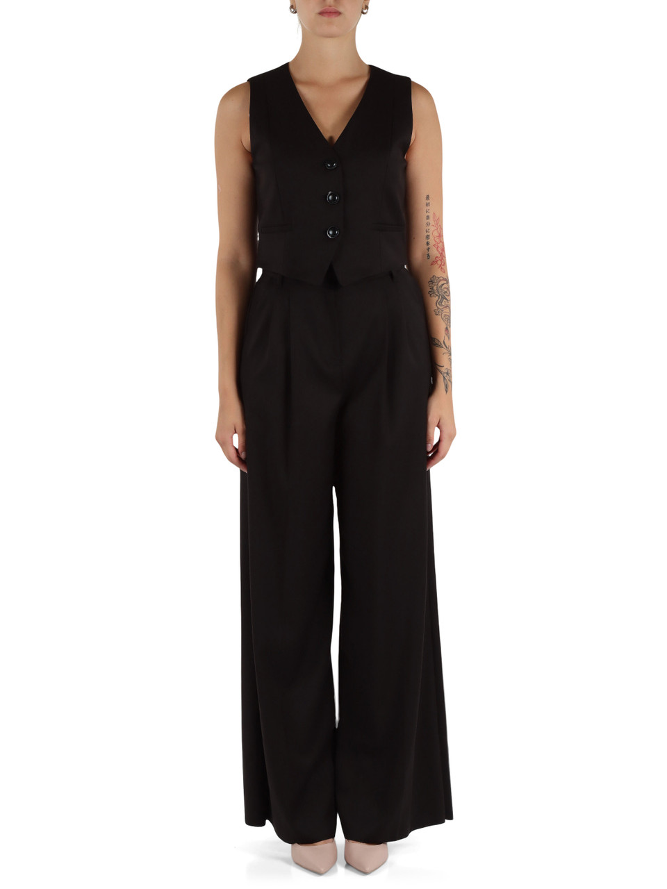 NERO | Il completo NAIA comprende gilet cropped e pantaloni gamba larga