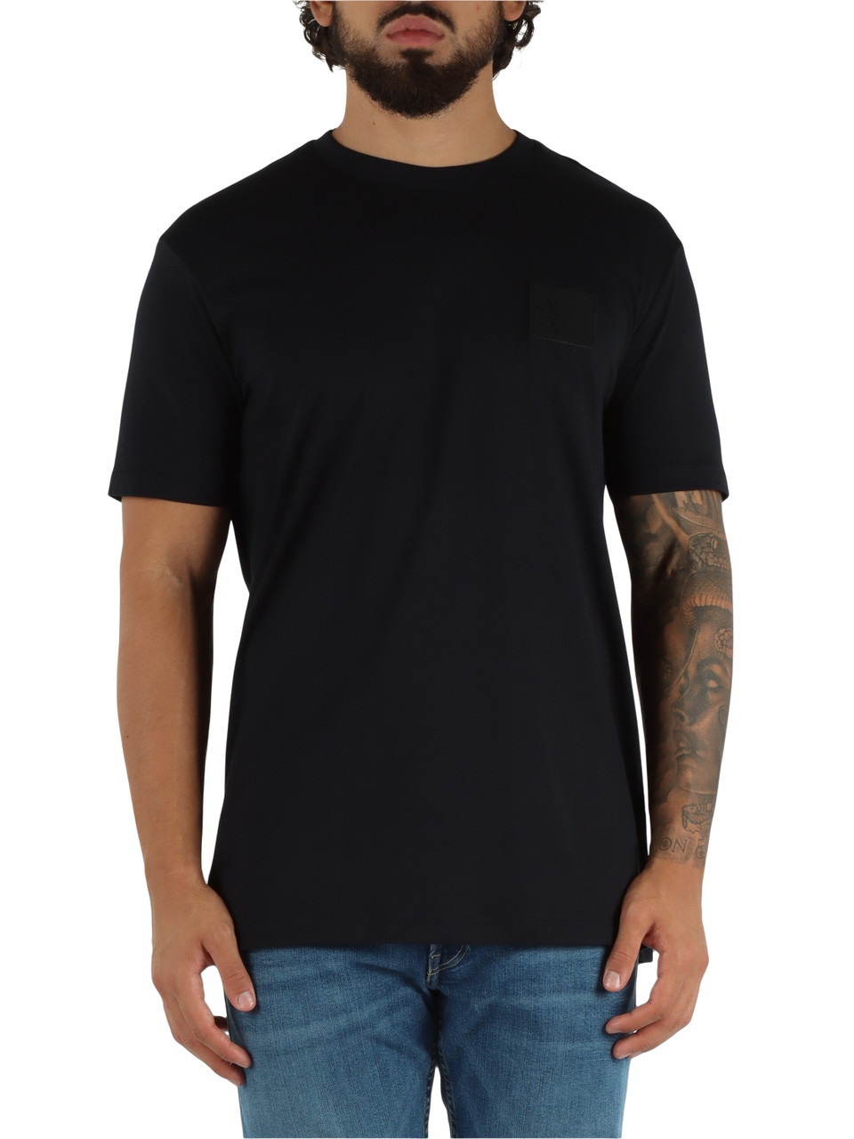 BLU SCURO | T-shirt in cotone regular fit con patch logo frontale
