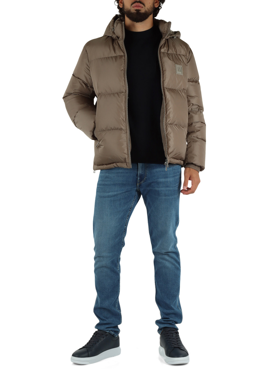 BEIGE | Piumino trapuntato con patch logo frontale