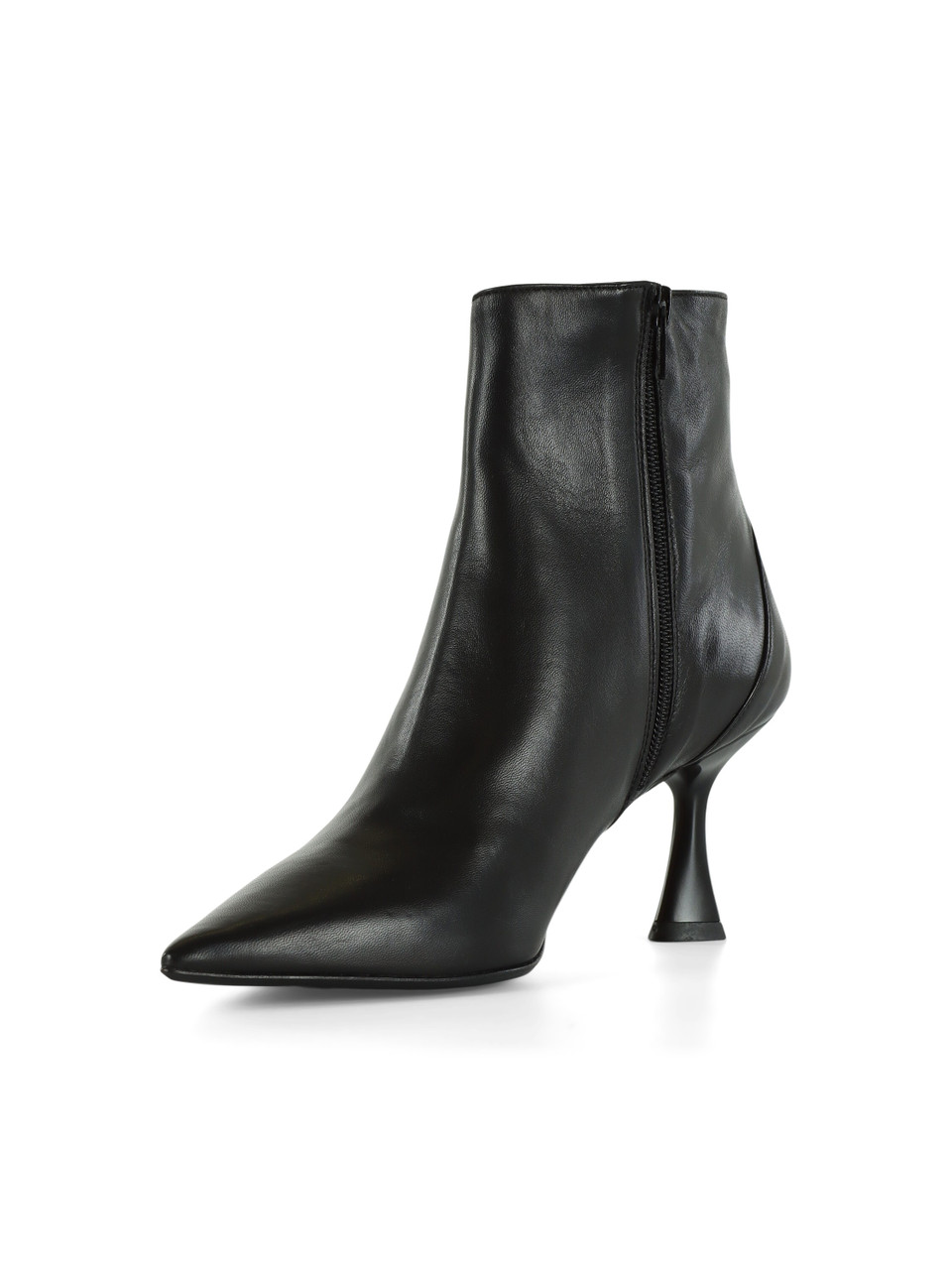 NERO | Stivaletti a punta in pelle con tacco a rocchetto