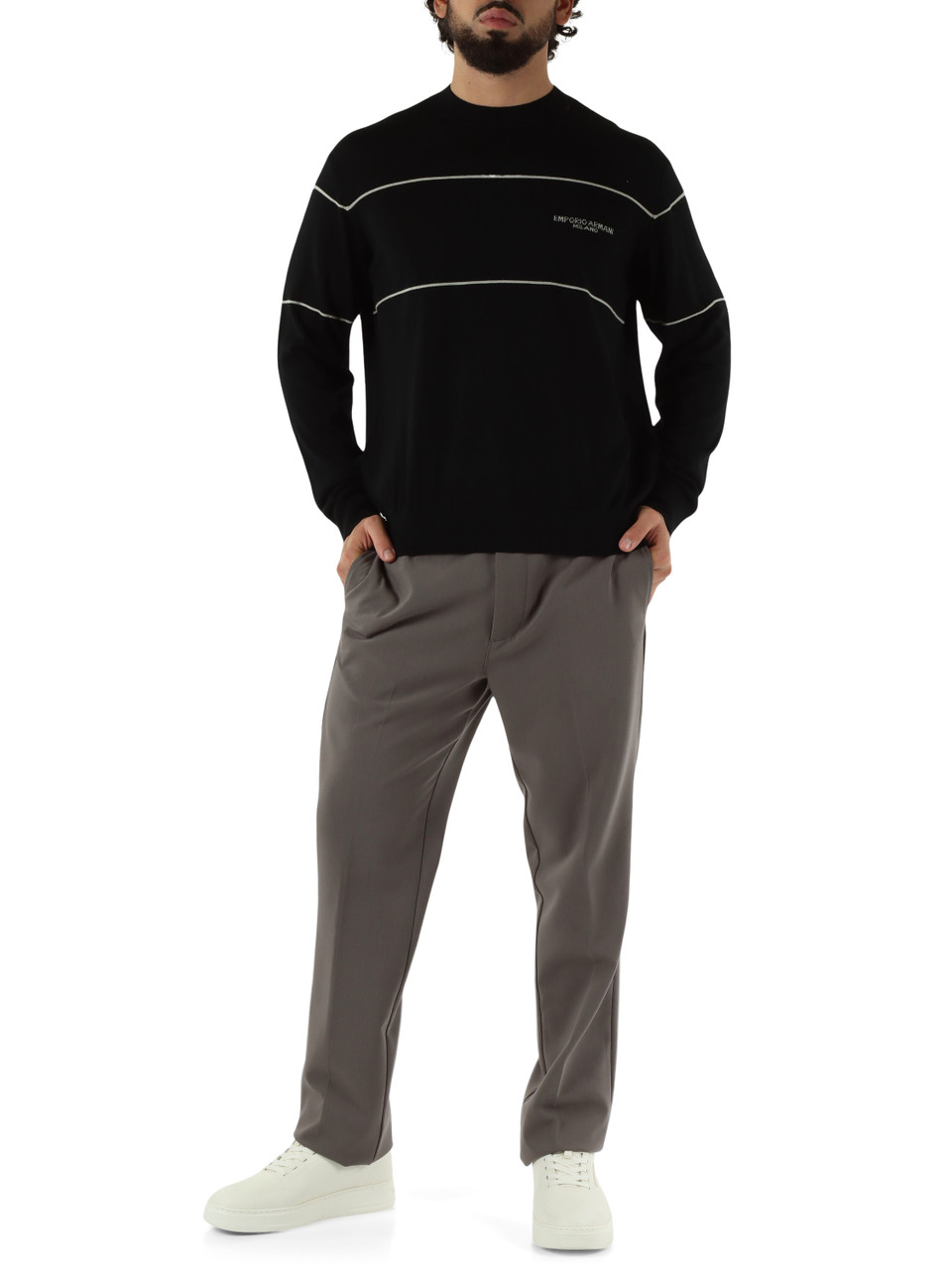 NERO | Maglia in lana vergine con ricamo logo frontale