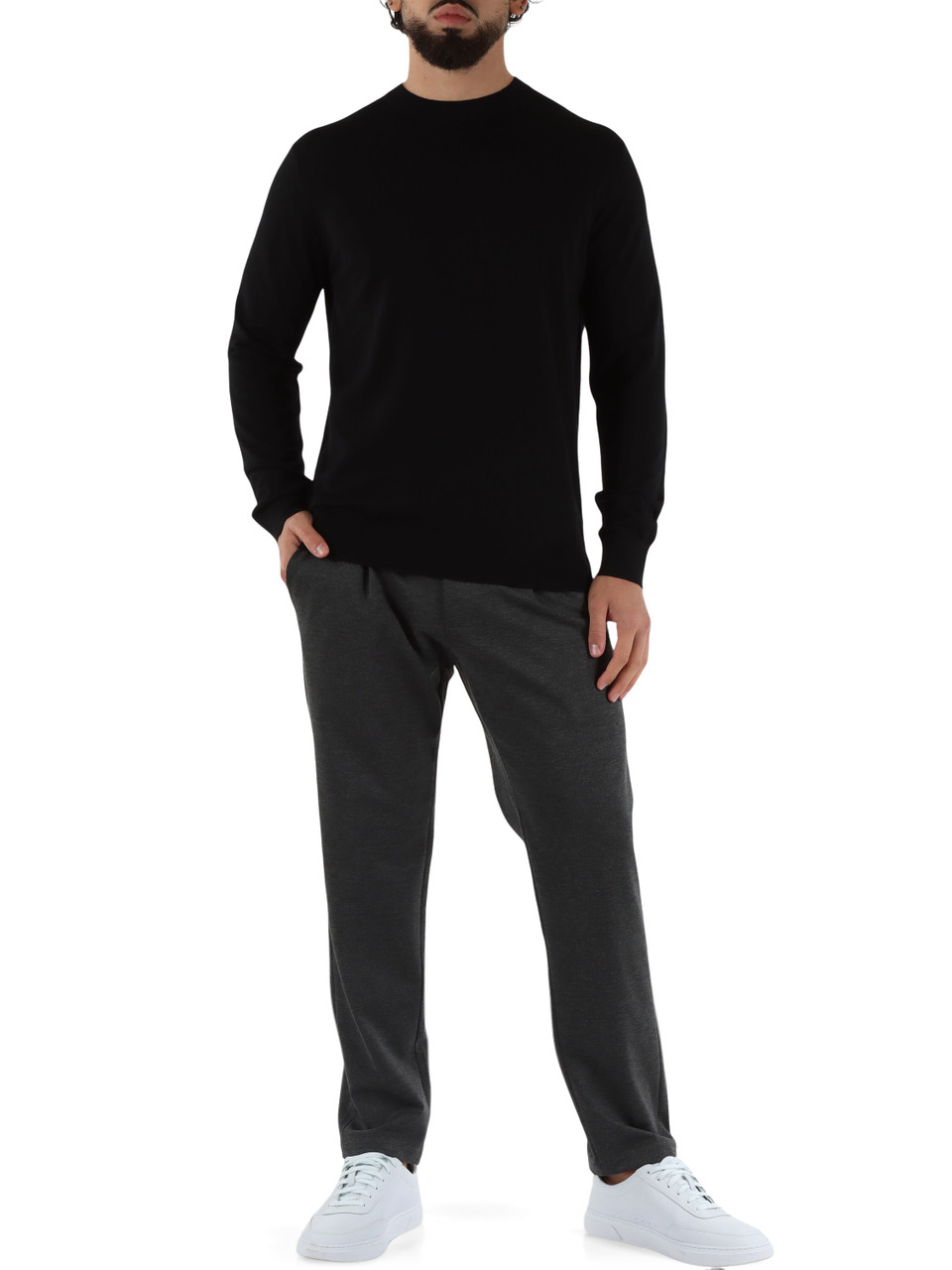 NERO | Maglia girocollo in lana merino extrafine