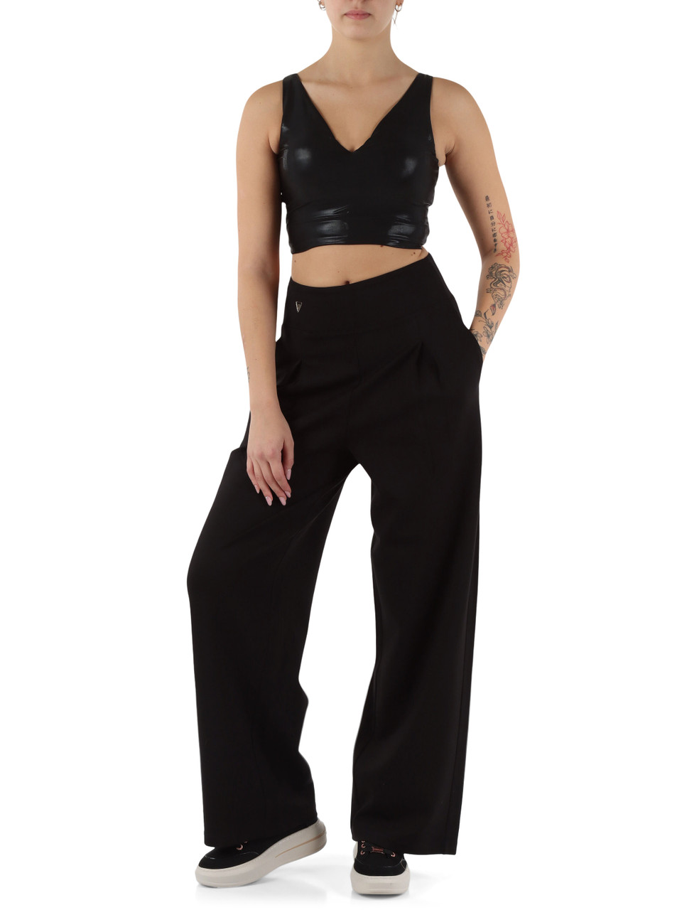 NERO | Pantaloni sportivi a gamba larga LILLI MILO