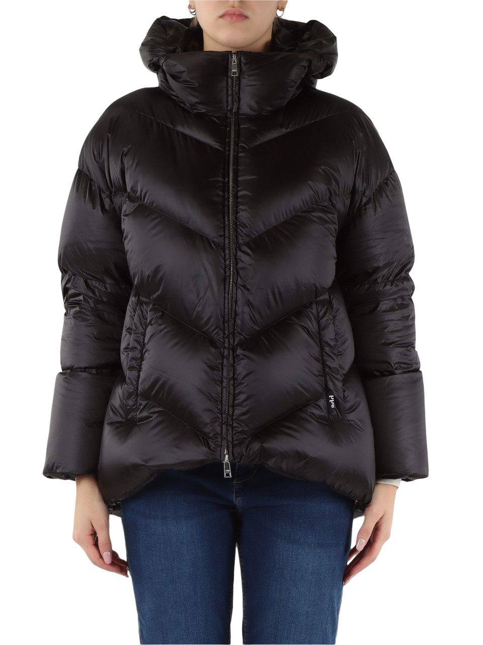 SCHWARZ | Steppjacke SEMI MATTE mit Kapuze und seitlichen Reißverschlüssen