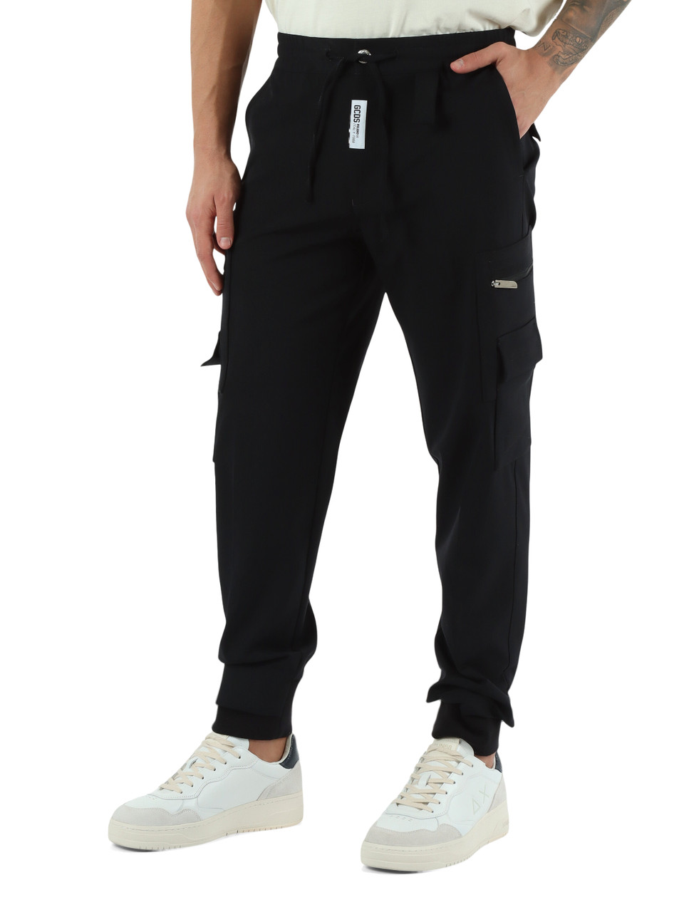 NERO | Pantalone cargo modello jogger NERO | Pantalone cargo modello jogger