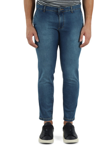 BLAU | DENIM: Jeanshose mit amerikanischen Taschen