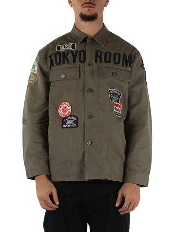 VERDE MILITARE | Overshirt in cotone con applicazioni a contrasto