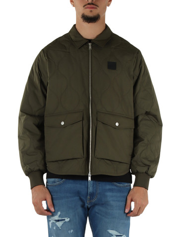 VERDE MILITARE | Giacca trapuntata leggera con patch logo