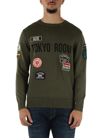 VERDE MILITARE | Maglia girocollo in cotone con applicazioni a contrasto