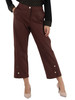 MARRONE | Pantalone in tessuto stretch cin bottoni in fondo