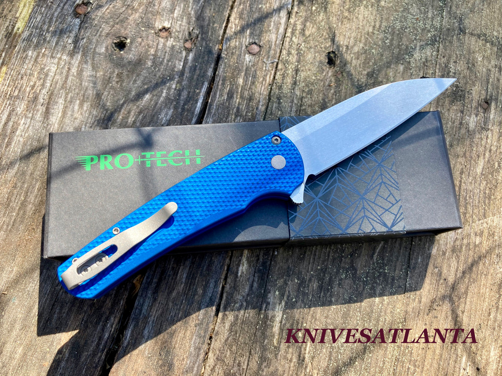 Protech 5305 Malibu Manual Flipper Knife ~ CPM-MagnaCut ~ Blue