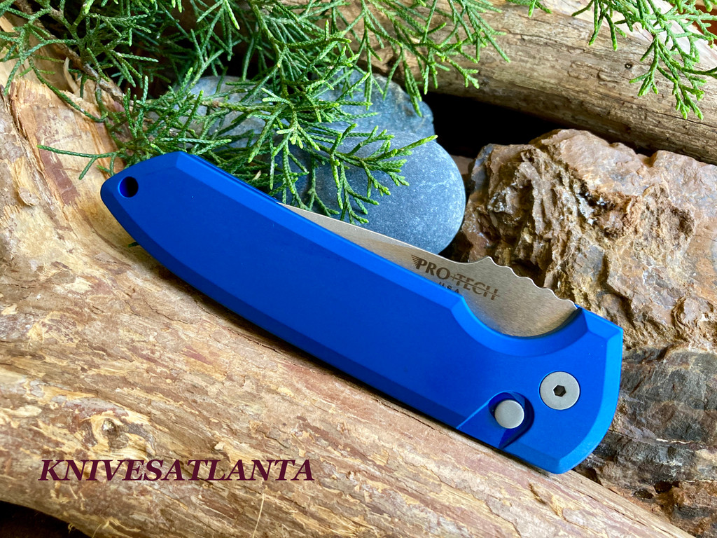 Protech Rockeye Auto – Full-Size Les George Design ~ LG301-BLUE