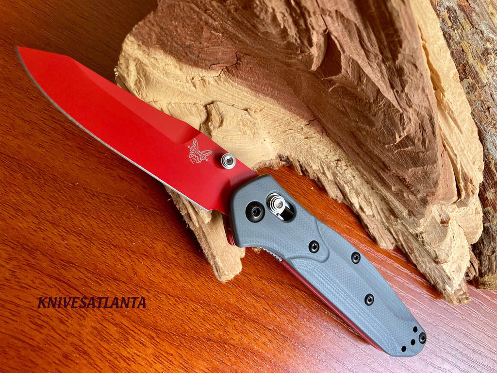 Benchmade 945 Mini Osborne - SHOT SHOW 2024 Exclusive - 945RD-2401 Red S90V Gray/Red G10