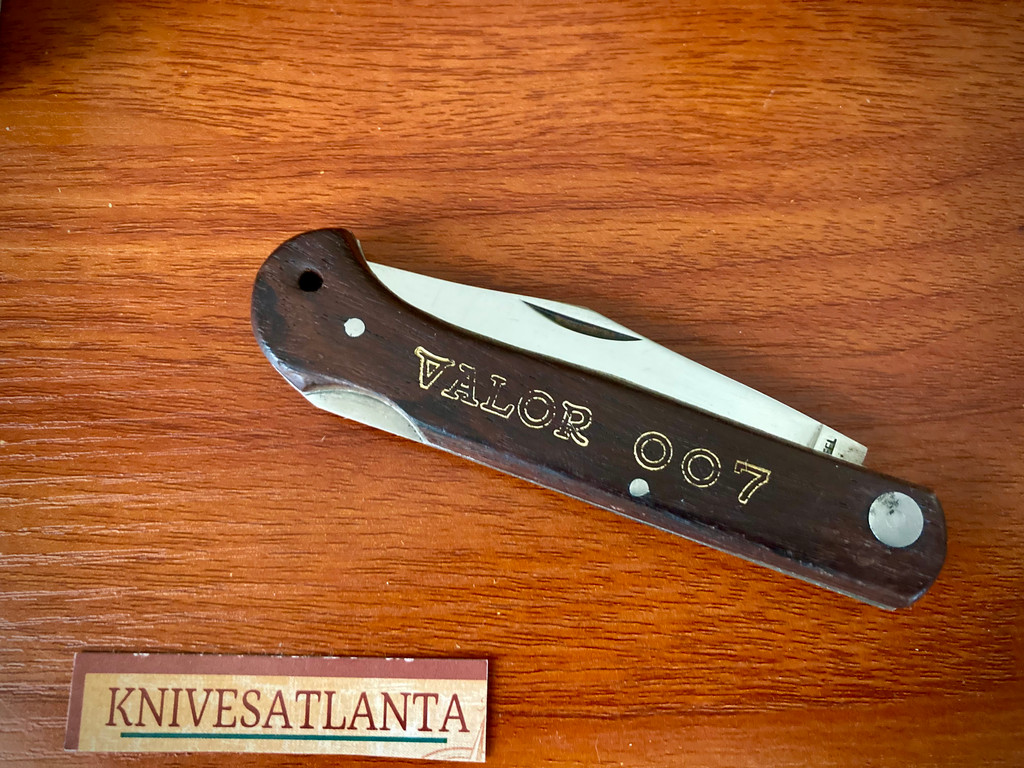 Valor 007 Lockback 4 1/2" ~ Vintage
