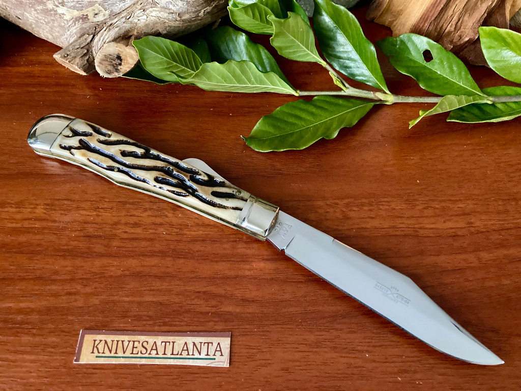 Schatt & Morgan 041818 Saddlehorn Lockback ~ Vintage 2009