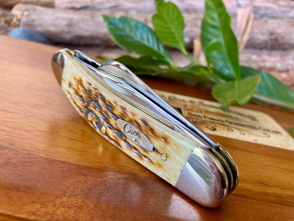 Case Sowbelly  Pocket Worn® Antique Jigged Bone handle ~ Vintage 2003