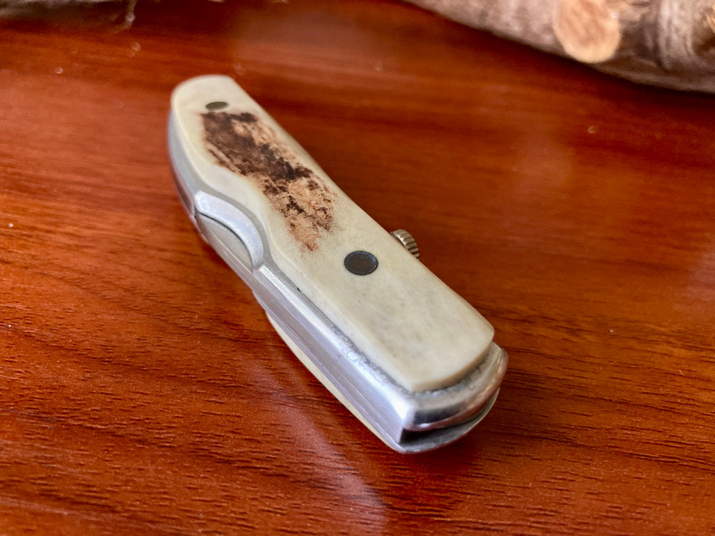 PUMA IP 810601 Tiny Stag Folder 