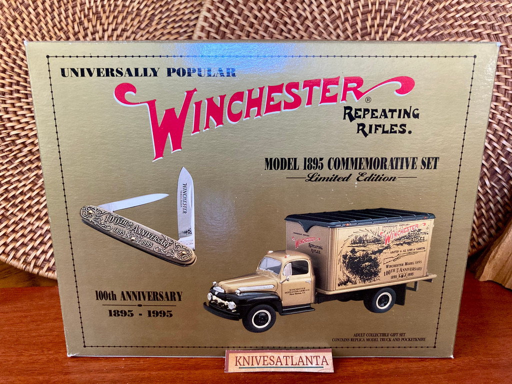 Winchester (10-1648) ~ 1951 Ford Delivery Truck & Knife ~ Vintage