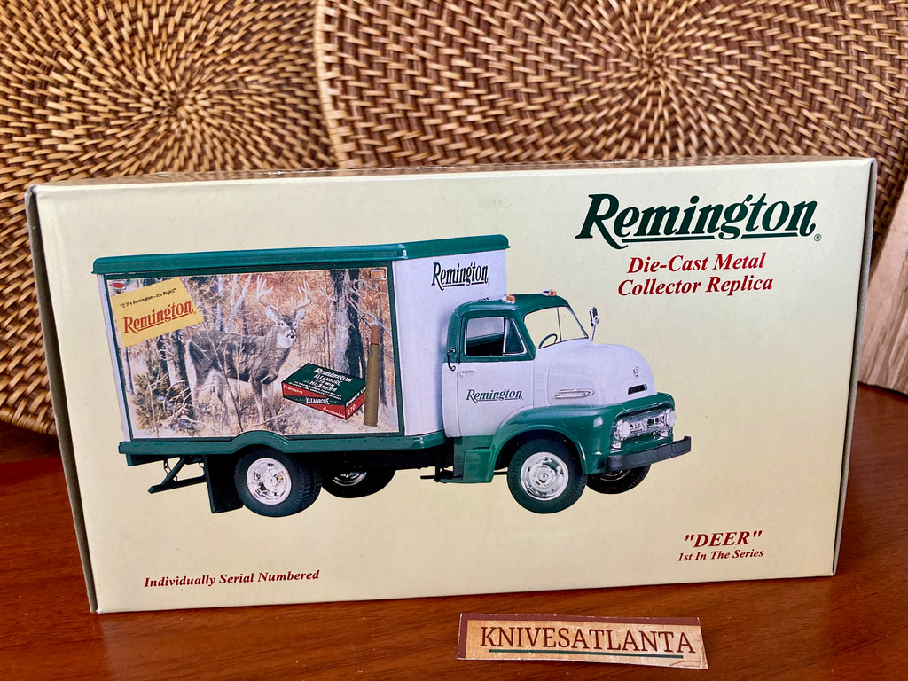 Remington Die- Cast 1953 Ford C-600 "Deer" ( 10-1485) ~ Vintage 1995