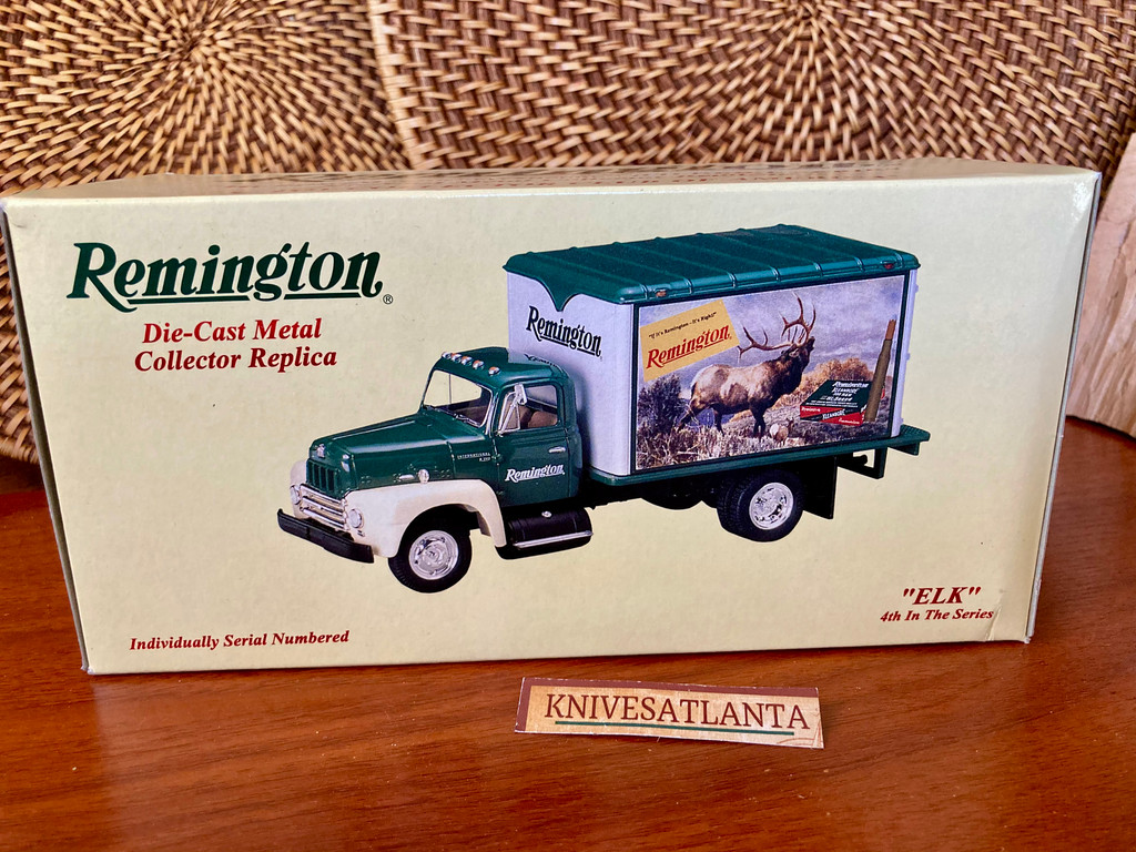 Remington Die-Cast 1957 International Dry Goods delivery truck "Elk" (10-1573) ~ Vintage 1995