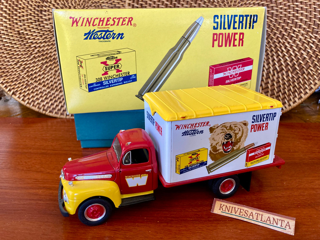 Winchester Die Cast (10-1592)  1951 Ford Dry Goods Van ~ Vintage 1995