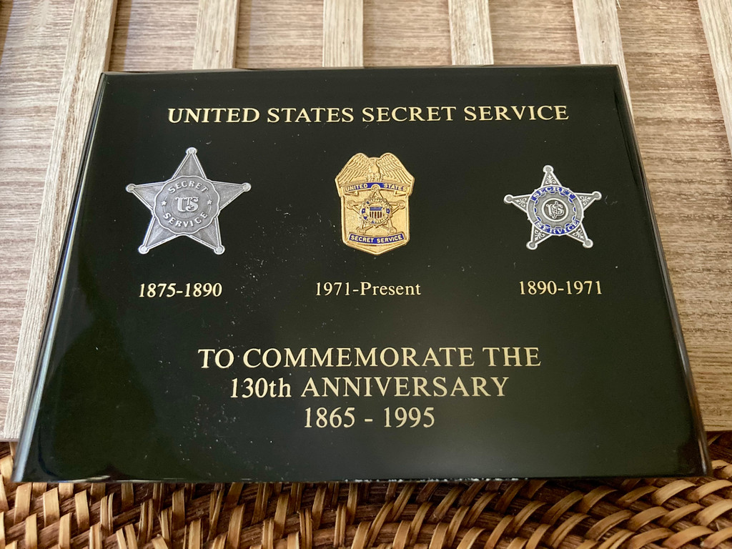 United States Secret Service 130th Anniversary 1865-1995 Badge Pin Set in Lucite ~ Vintage